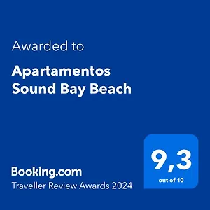 Sound Bay Beach Apartment